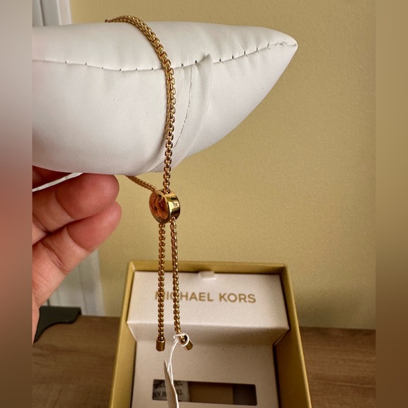 Michael Kors Signature Charm w/Stone Gold Bracelet, NWT - Picture 5 of 11